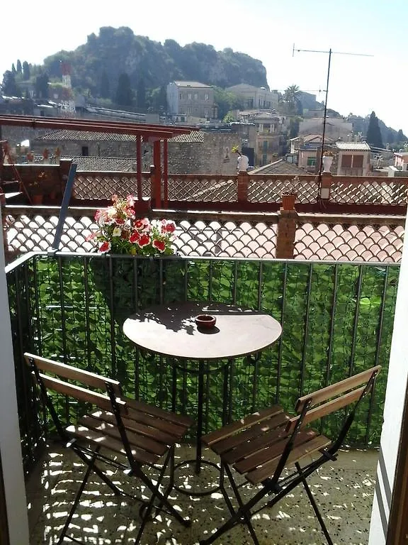B&B Odeon Taormina 0*,  Itálie